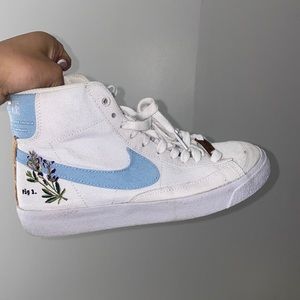 Light blue flower Nike blazers
